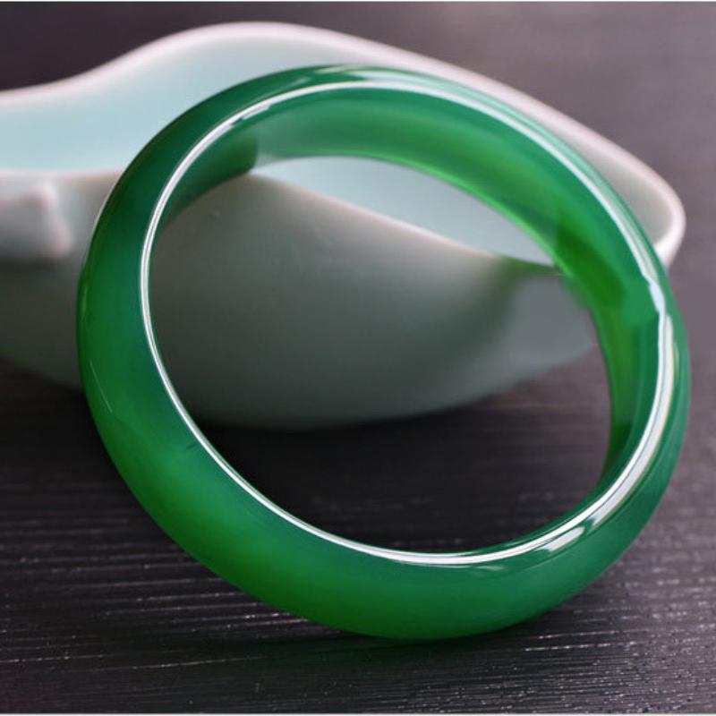 Natural Green Chalcedony Bracelet Fashionable Charm Emerald Bangle Women's Gift