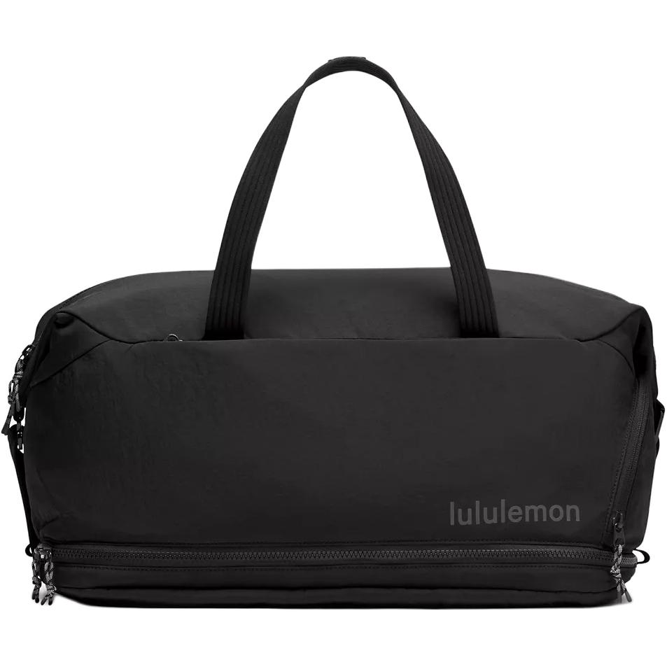 

Lululemon 30L Gym 3-In-1 Adjustable Shoulder Strap Zipper Closure Recycled Nylon Fitness Travel Bag Unisex bags Black LU9BRKS-0001 Black