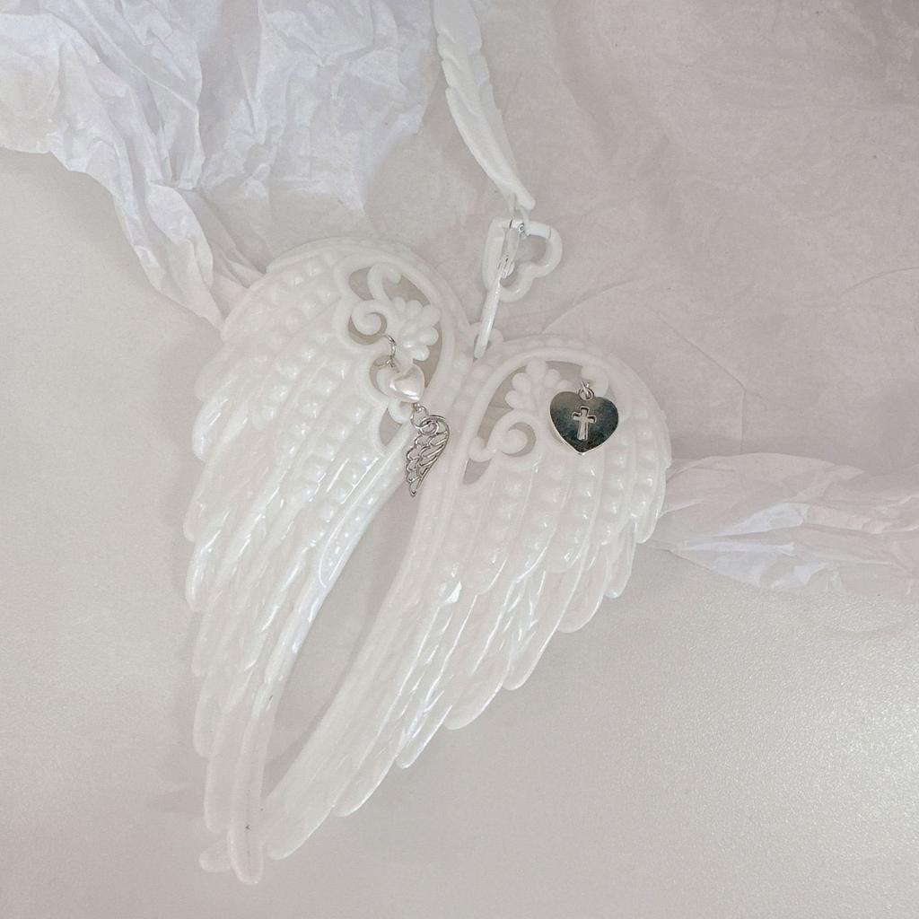 Stylowy brelok w kształcie skrzydlatego krzyża, trwały stop plastikowy, zawieszka do plecaka dla mężczyzn i kobiet, unikalny pomysł na prezent