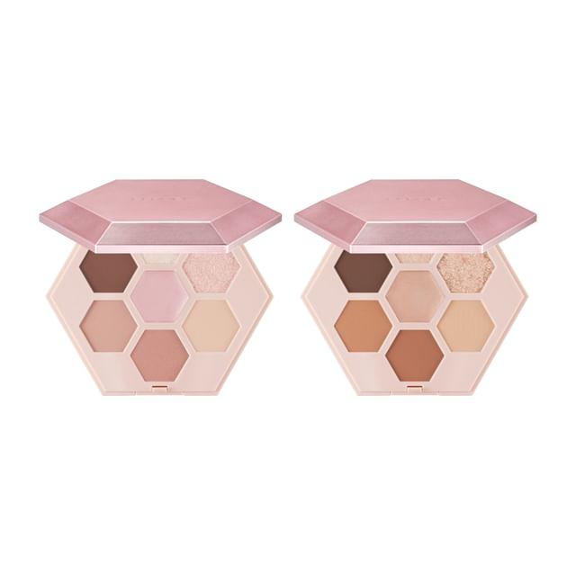 ELROEL Палетка теней для век Barely Mood - 2 типа #01 Brown Mauve