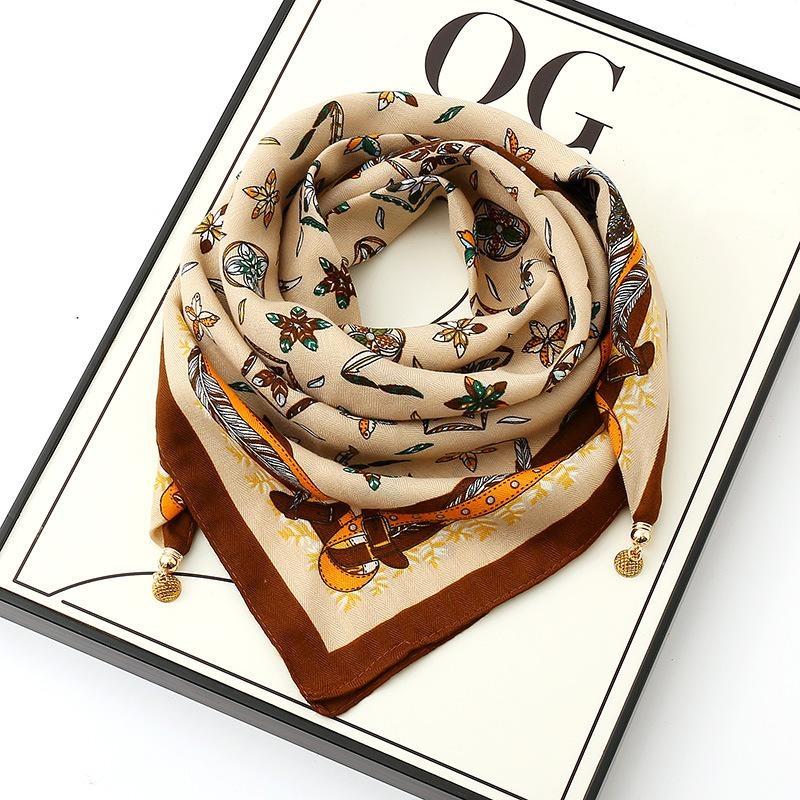 Women's Magnetic Triangle Neck Protection Scarf - Cotton & Linen High-End Square Scarf for Autumn/Winter