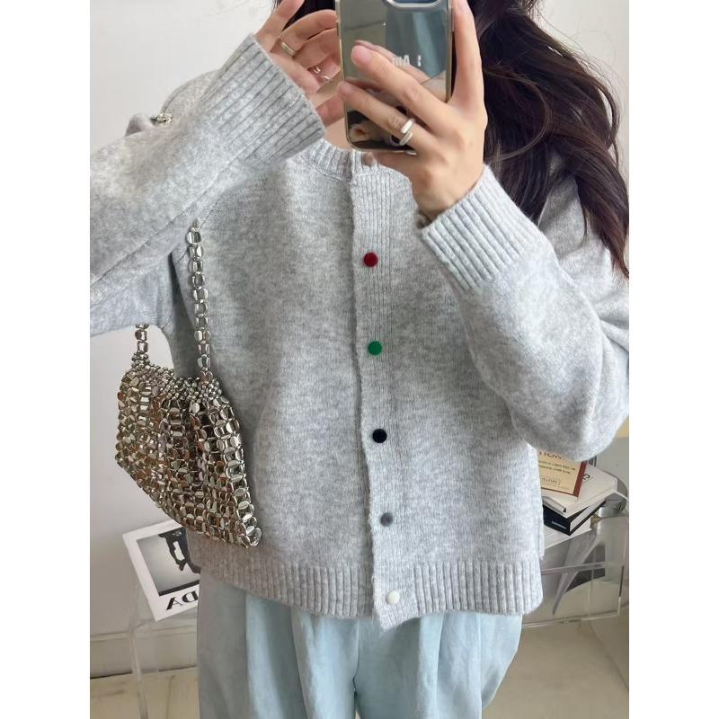 New simple casual loose long-sleeved knitted cardigan women's autumn senior sense age-reducing thin round neck breasted top