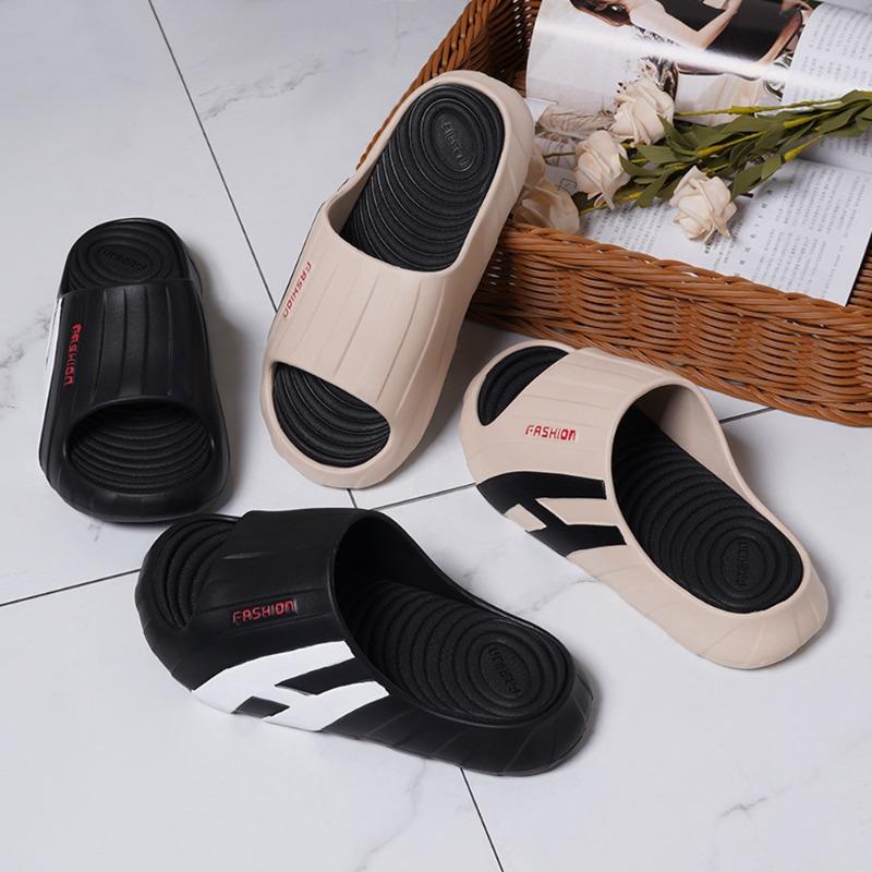 New summer men's one-word drag home outdoor sports non-slip thick bottom stepping on shit slippers sandals