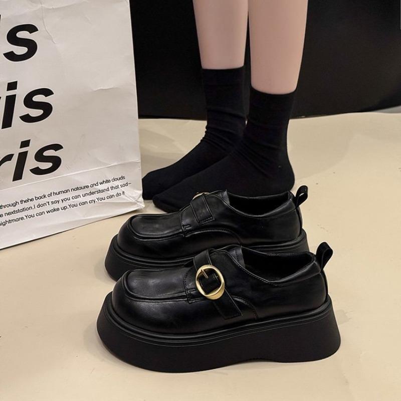 

Туфли из мелкой кожи на толстом каблуке, женские, новые, осенние, универсальные, на толстой подошве, черные, одинарные, на одну педаль 40 чёрный