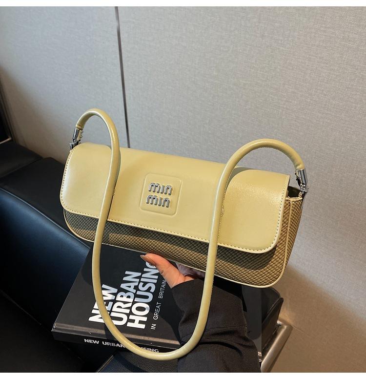 

Niche fashion underarm bag 2025 new spring simple shoulder baguette bag high-end hand bag зелений