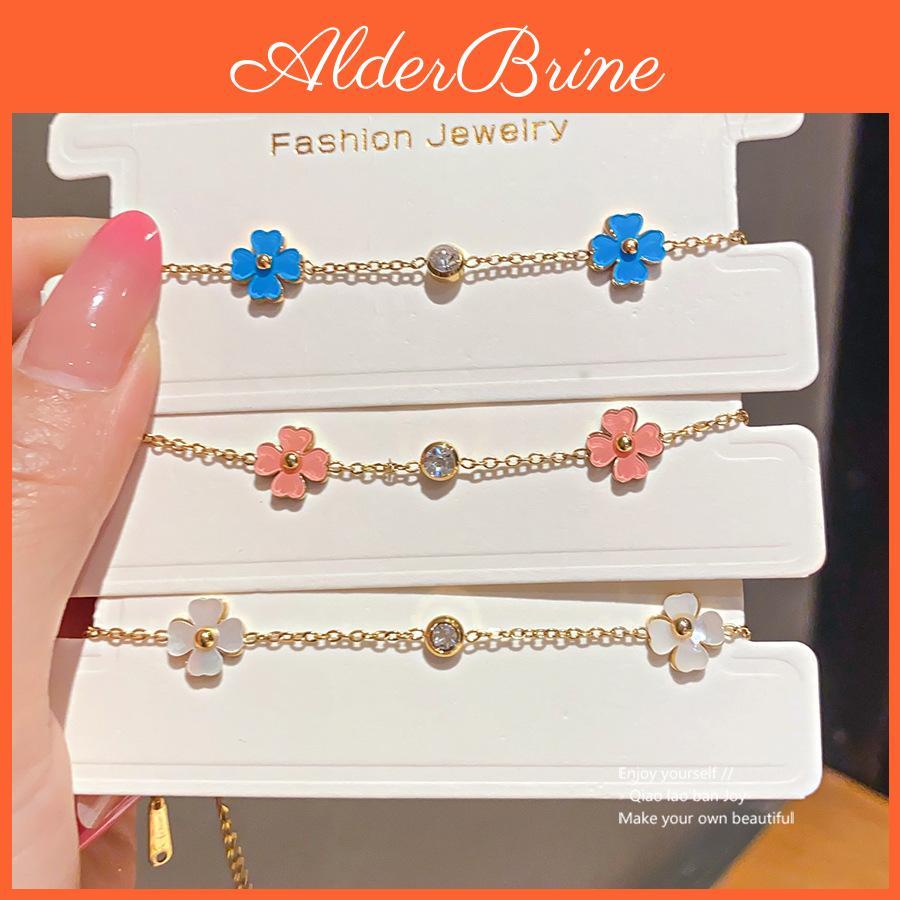 Fashionable Womens Stainless Steel Flower Hand Chain With Sparkling Zircon