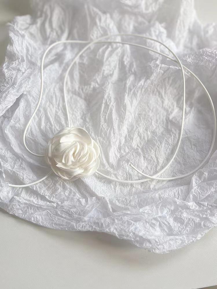 

Цветочное Ожерелье Цепочка на Ключицу Чокер-Лента на Шею Черная Роза Ожерелье-Лента на Шею Женский Воротник для Шеи Цепочка на Ключицу