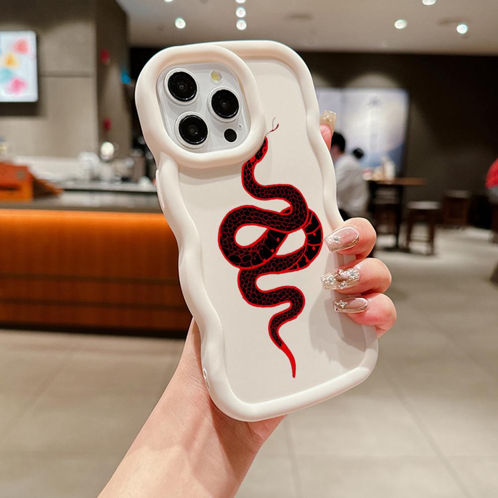 N73 Чехлы для телефонов N73 Black Gold Snake Design Macaron с волнистыми краями — фото 7