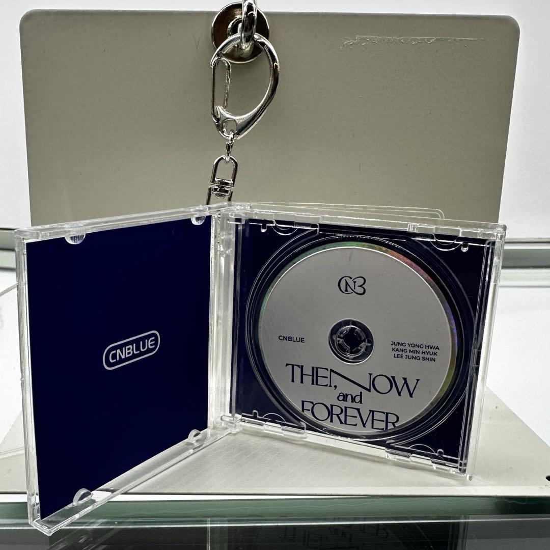 

[USED] CNBLUE 15th Anniversary Pop-up Mini CD Keyring Korea Exclusive