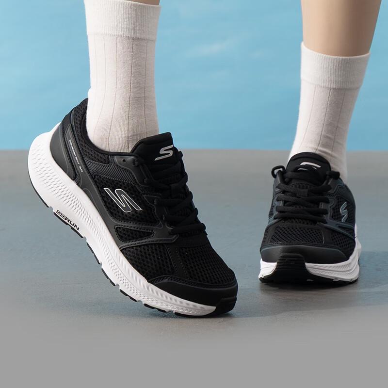 Skechers Women s GO RUN Thick-Soled Running Shoes US 7.5 черно-белый
