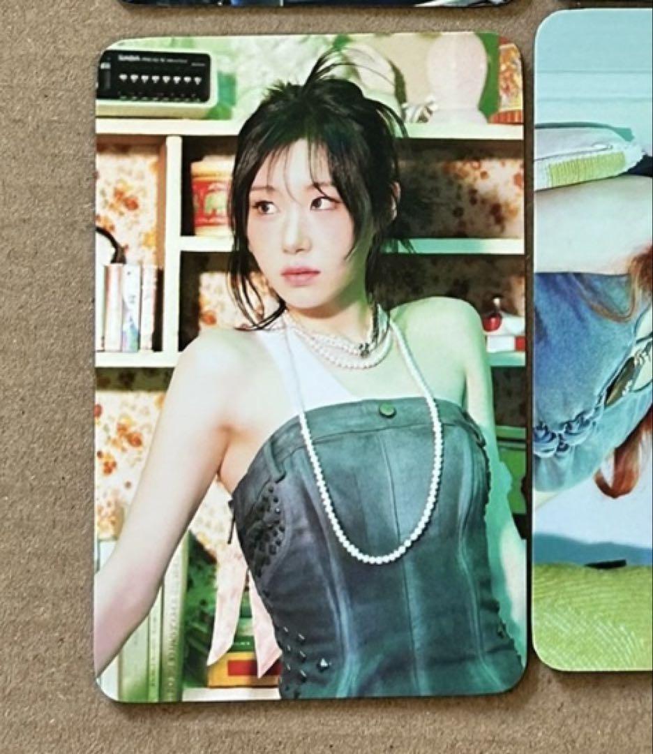 

[Б/У] itzy Чэрён GWBG лимитированная предзаказная фотокарточка B