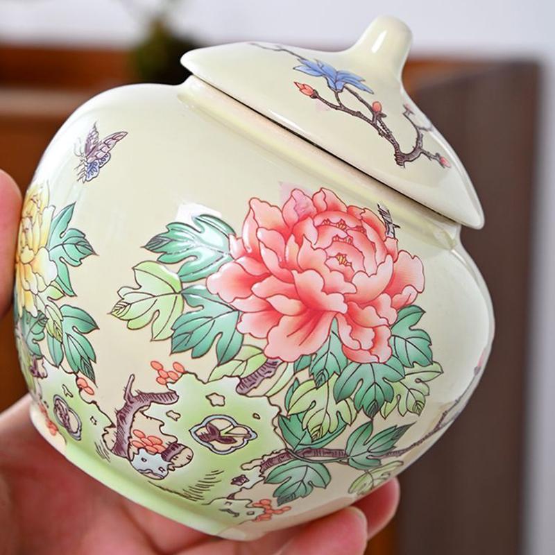 Chinese-style Ceramic Peony Tea Canister Portable and Moisture-proof Also for Candy Home Nuts Coffee Beans and Herbal Storage