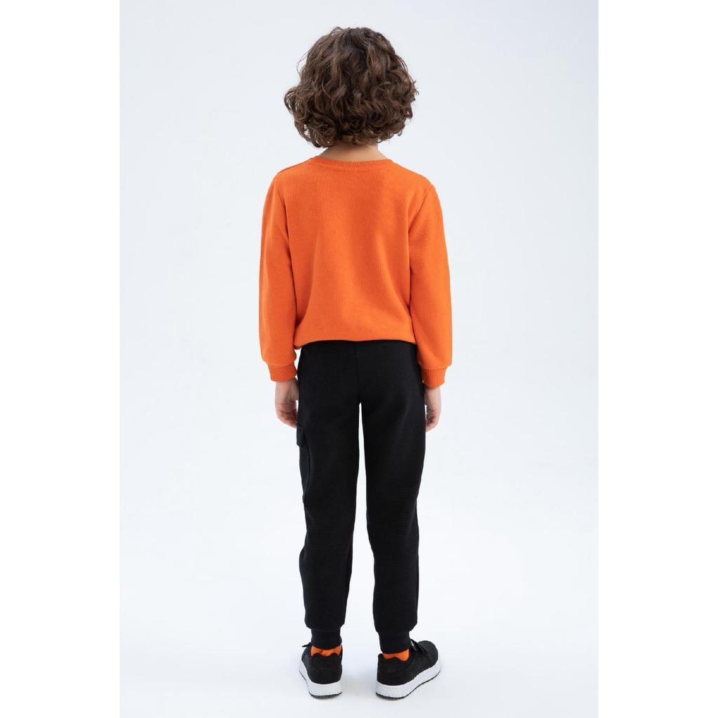 Boy Jogger Service Sase