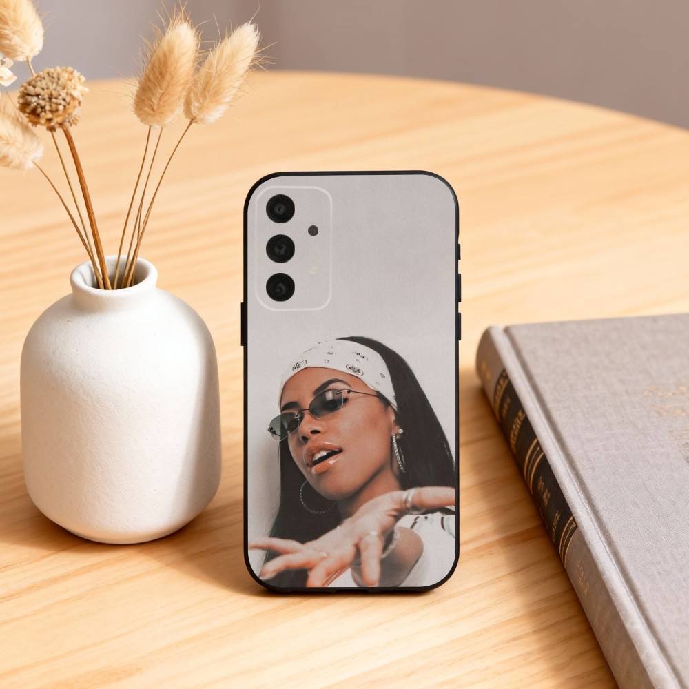 Singer A-AaliyahS H-hip pop Phone Case For Samsung S25,24,23,22,30,21,10,9,Ultra,Plus,Lite,FE,4,5 G Soft Black Case