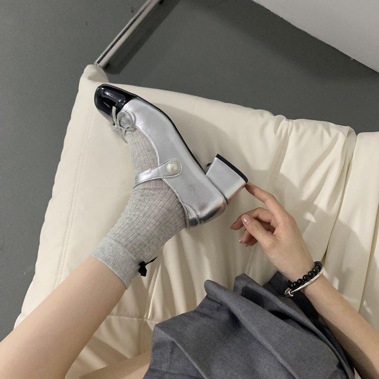 Coarse heel Mary Jane shoes women's spring new retro versatile light mouth single shoes with small leather shoes