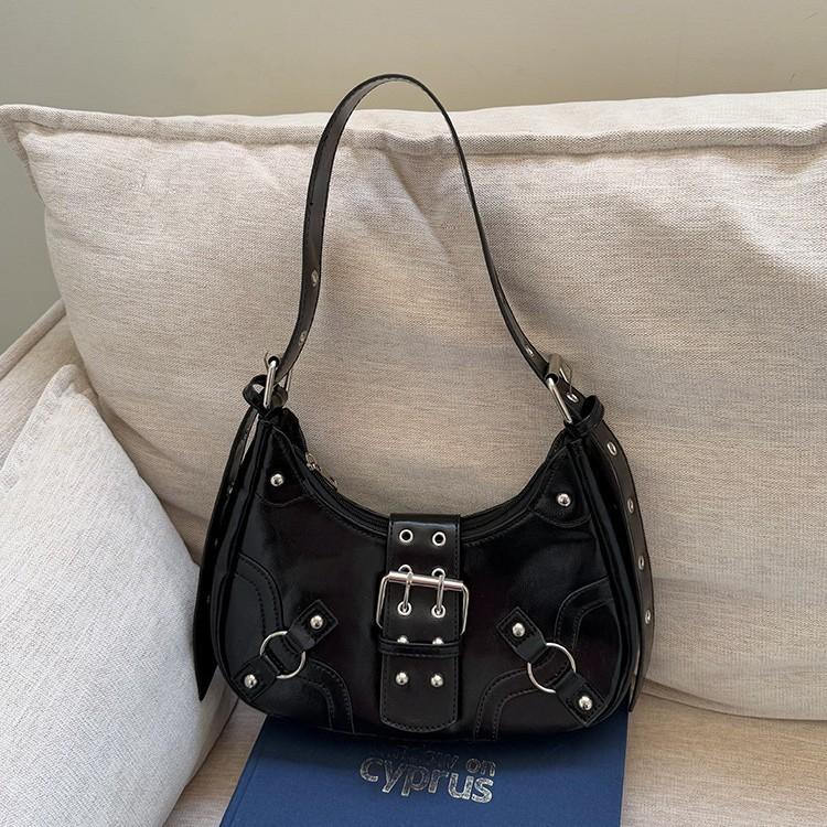 IELGY Ladies Underarm Bag Motorcycle Style All-Match Commuter One-Shoulder Rivet Crescent Bag