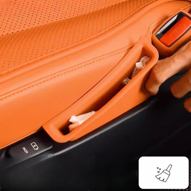 For Lynk & Co 900 Middle Row Second Row Seat Mobile Phone Slot Silicone Pad Storage Box Car Interior Accessories Car Storage Box