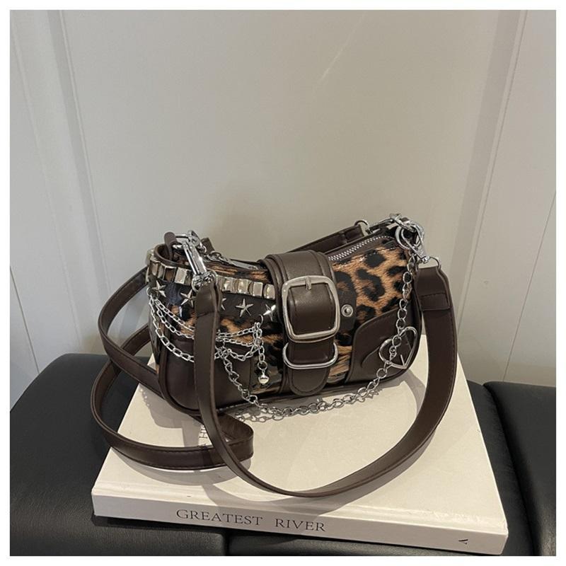 Retro American hottie hook motorcycle bag for women 2026 high-end niche design fashionable one-shoulder cross-body armpit bag