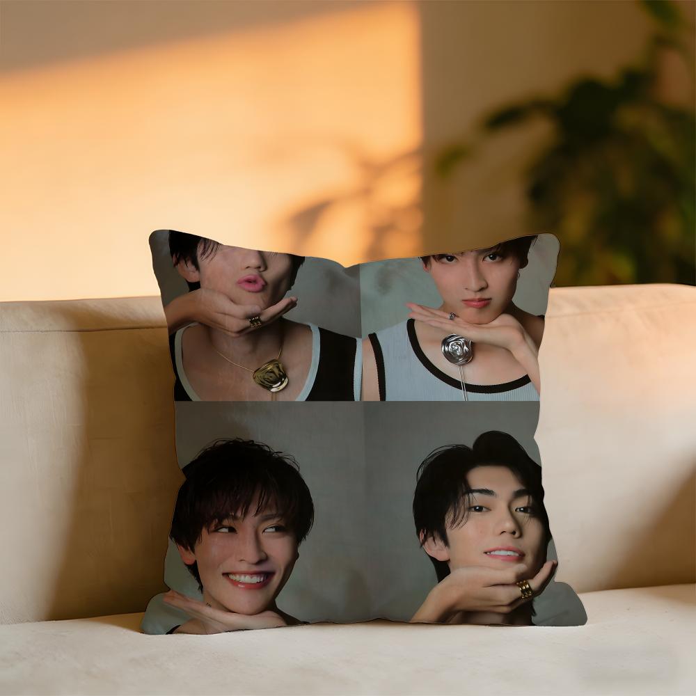 

My Personal Weatherman Cushion Cover Cozy Velvet Throw PillowSoft Warm Cushion For Sofa Bed 30X30cm