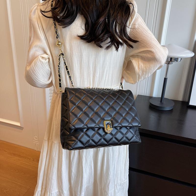 High-end diamond bag women's new trendy fashion underarm small square bag chain messenger bag