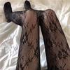 1 Stück Damen Einheitsgröße Französisch Retro Rosenmuster Spitze Jacquard Netzstrümpfe Gerissen Trendige Socken Mode Sexy Elegant Y2K