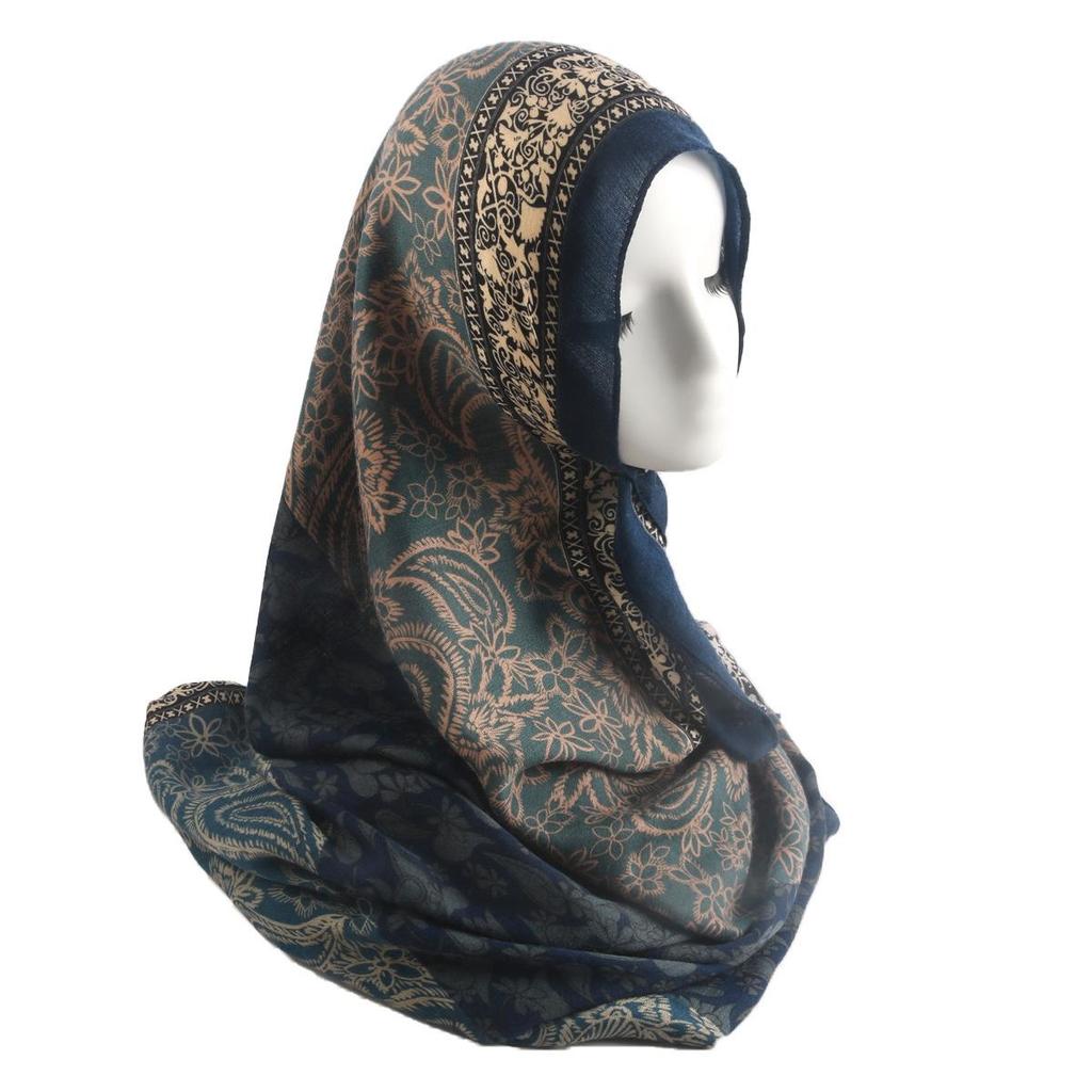High-Quality Retro Paisley Satin Scarf for Women - Soft, Warm, and Comfortable for Autumn and Winter