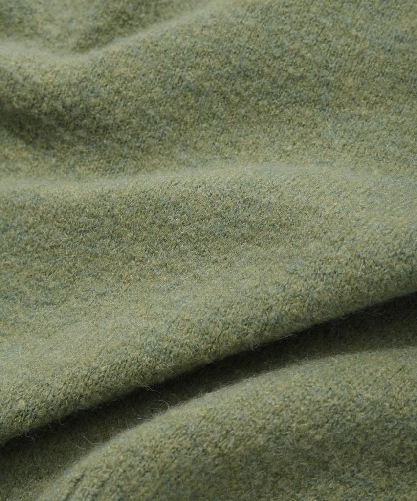 COVERNAT WOMAN Clover Heart Graphic Knit Sage Green