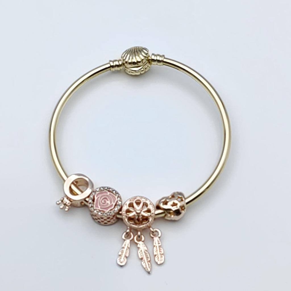 Crystal Beaded Love Heart Bracelet with Rhinestone Pendant - Adjustable Friendship Jewelry