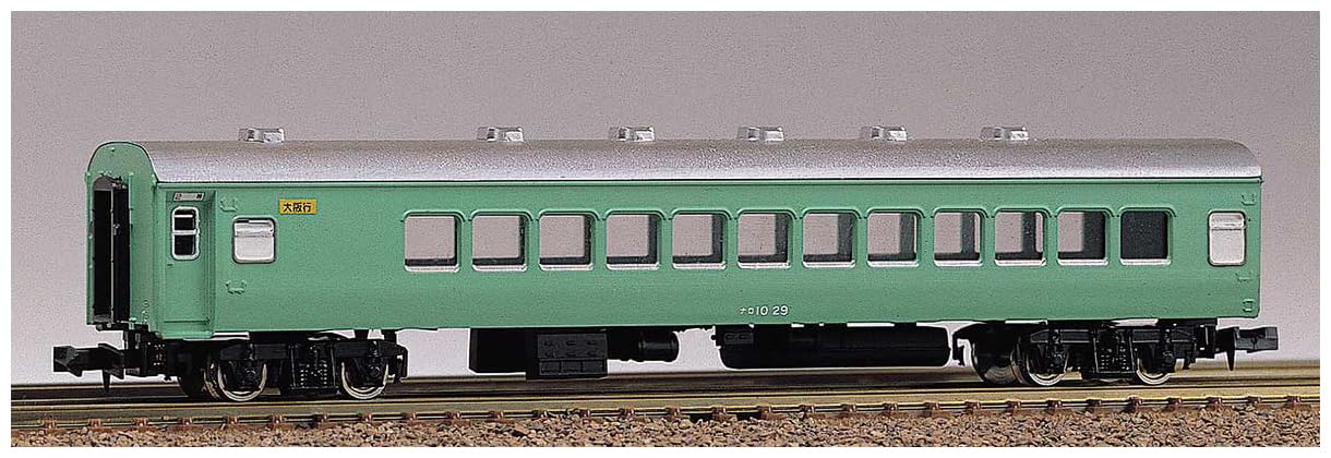 Greenmax N gauge Naro 10 type 135 model railway passenger car