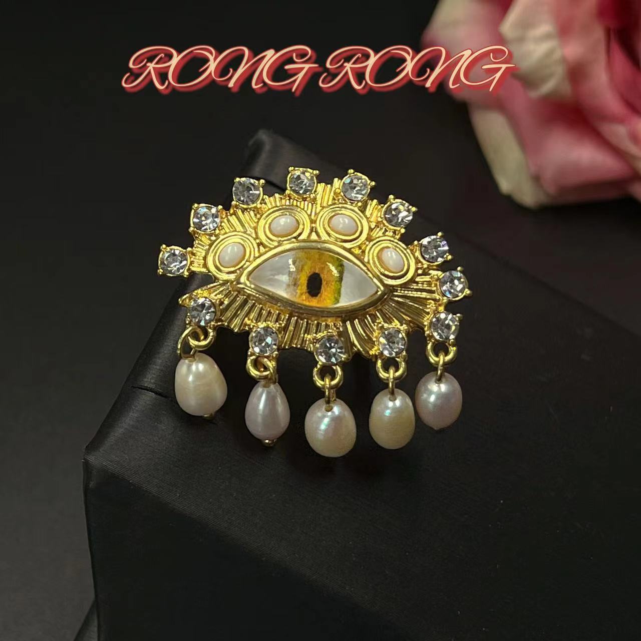 

Vintage High-end Antique Jewelry With Exaggerated Devil s Eye Temperament Retro Earrings