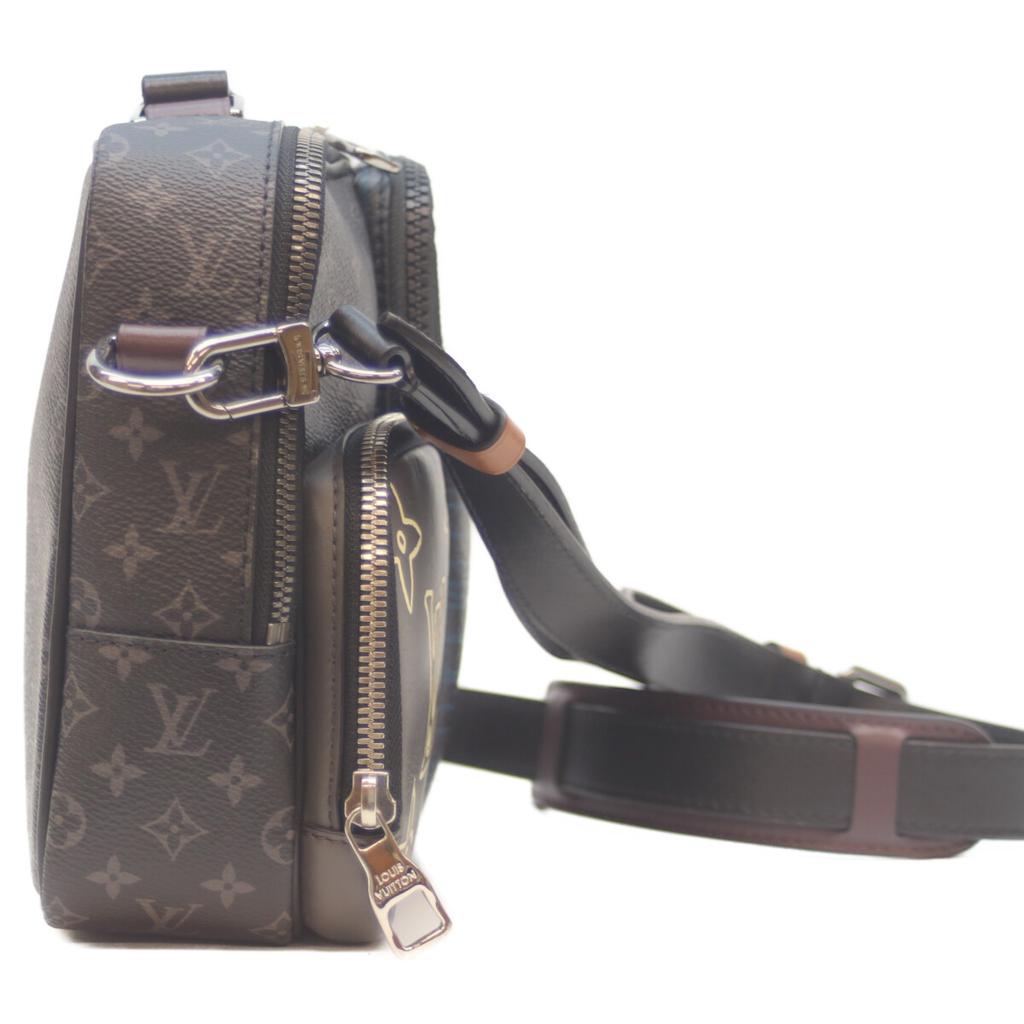 LOUIS VUITTON 20 years M45457 Monogram Eclipse Messenger Multi-Pocket Shoulder bag Monogram EclipseUsed
