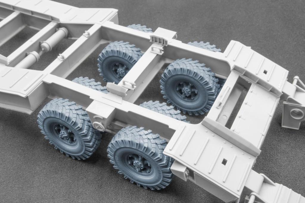 scale Wheel Set for plastic model SCXWM35029 Scale-X 1/35 CHMZAP-5247G Semi-Trailer (9 wheels) Trumpeter, kit, (Military Vehicle)