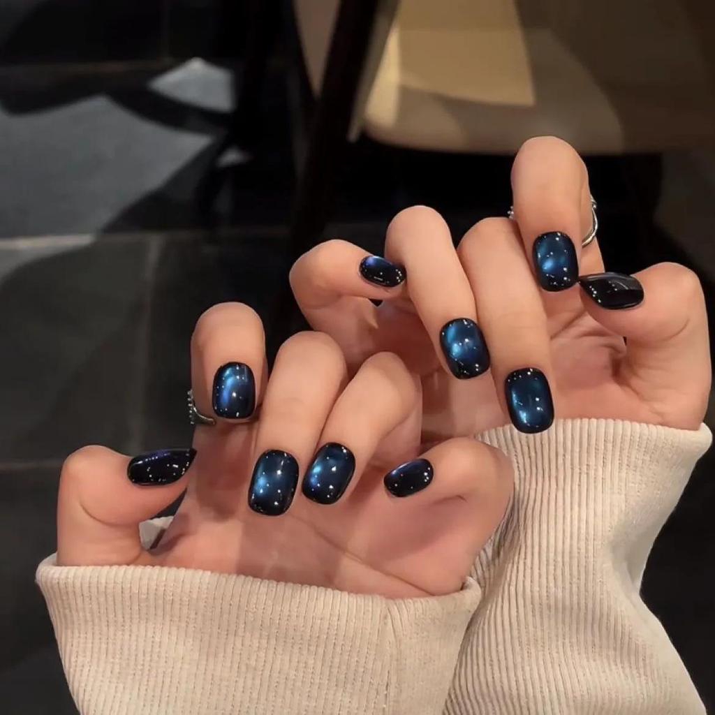Deep Sea Gem: Detachable Cat Eye Wearable Nails with Blue Glass Beads for Daily Elegance