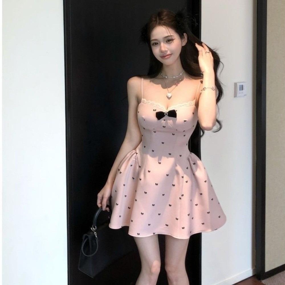 

Slim Fit Halter Dress Sweet Bow Skirt Fashion Lace Dress Spicy Girls M