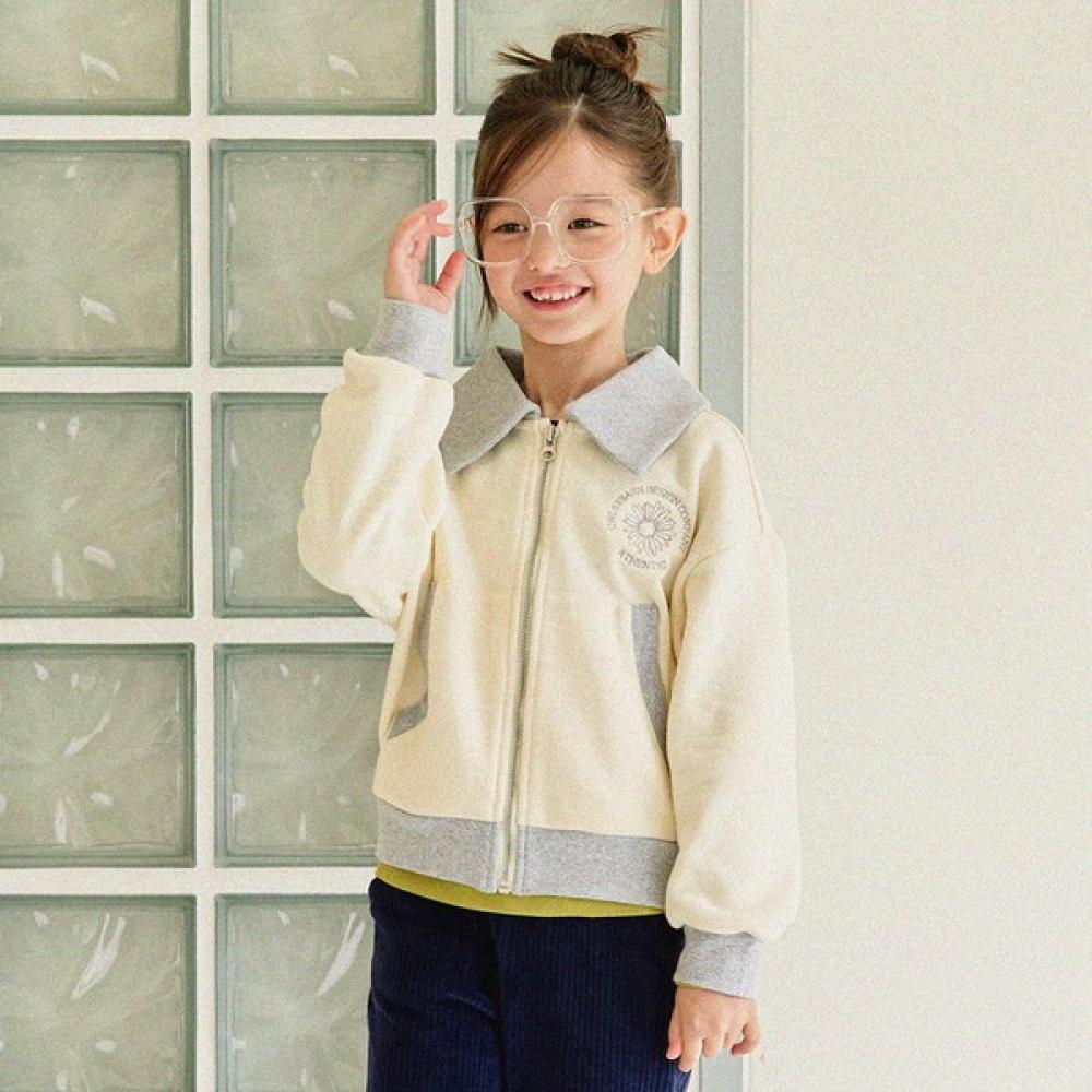  Olivan  Color Embroidery Pocket Hoodie Zip Up  Cream 