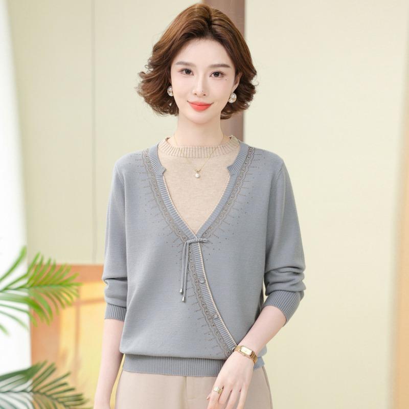 Mom's New Spring Clothing Knitted Fake Two-piece Top Medium Women's Clothing Spring and Autumn Two-piece Annual Sweater
