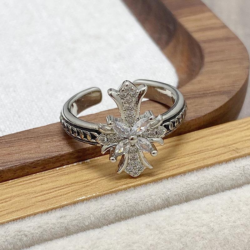 [Crystal Color Diamond] Color Treasure Full Diamond Super Immortal Zir*****Pening Ring French Niche Light Luxury High Sense Ring Female