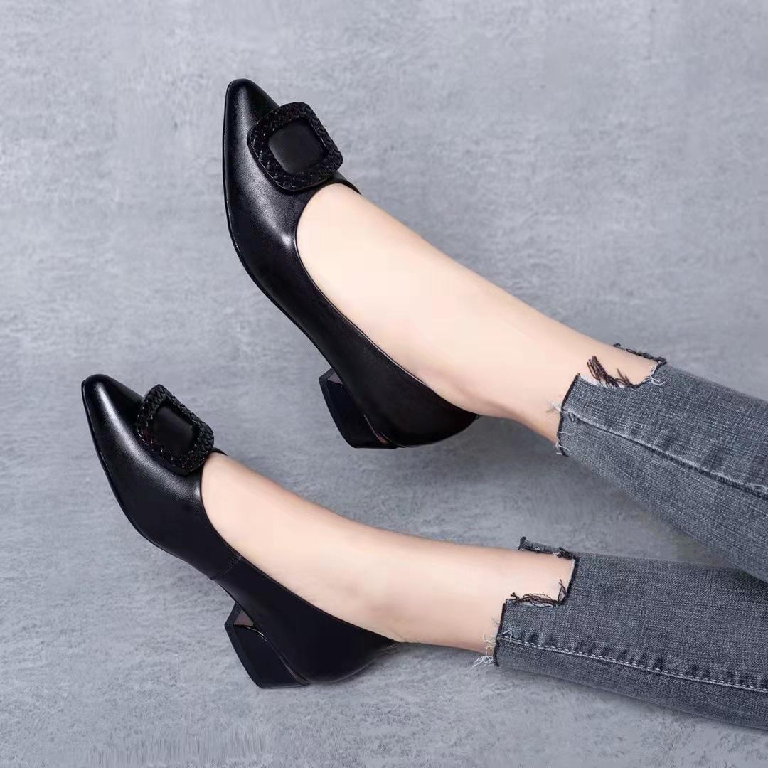 

Остроносые новые кожаные туфли-лодочки женские из первого слоя коровьей кожи с легким вырезом из мягкой кожи на мягкой подошве на низком каблуке рабочие туфли для通勤 41