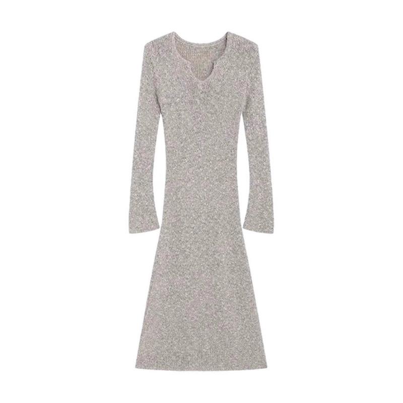 Design sense v-neck knitted dress women's early spring new horn sleeve sweater long skirt temperament waist A-shaped skirt