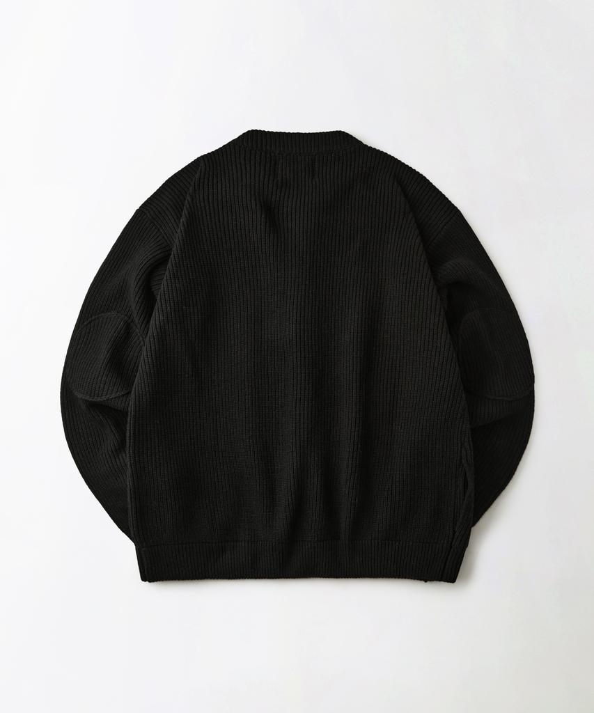 Outstanding Lambswool Round Neck Cardigan_Black
