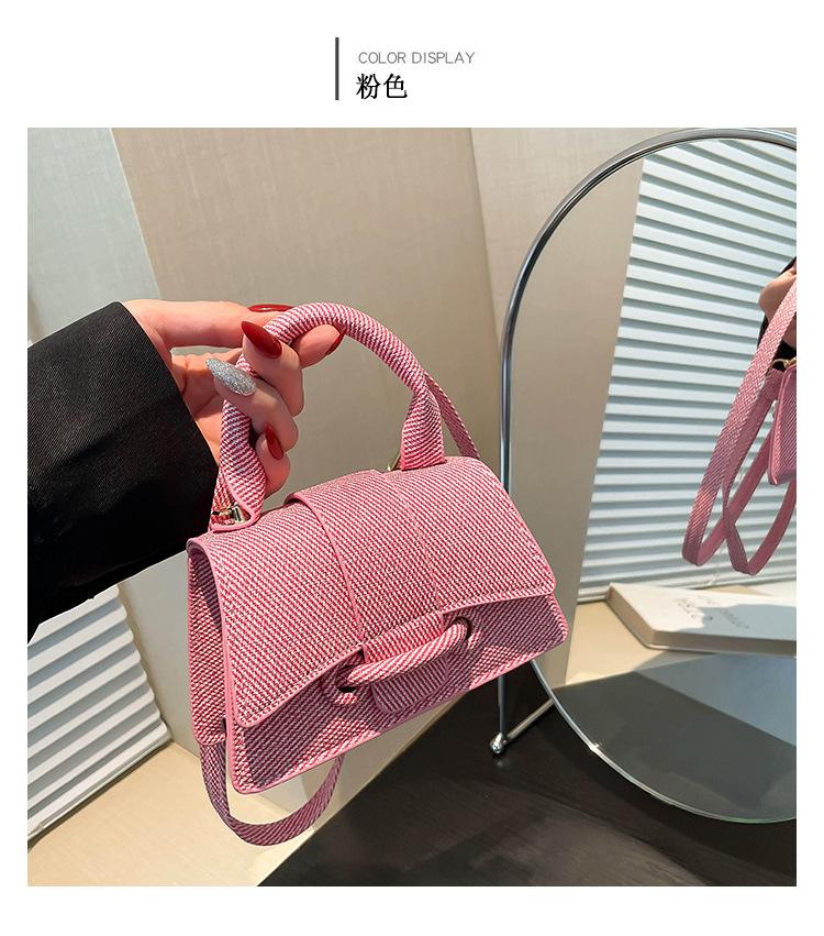 This Year's Popular Fashion Mini Internet Celebrity Handbag 2025 Four Seasons New Solid Color Shoulder Messenger Bag Small Square Bag Women