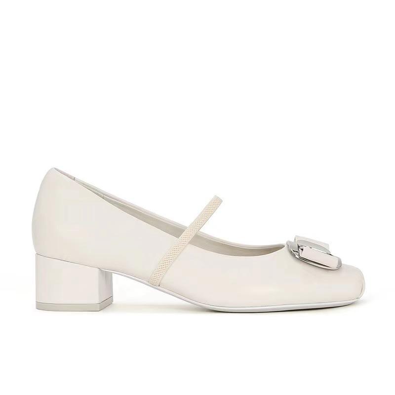

Grape mother studiolee square head spring and autumn sheepskin single shoes shallow thick heel Mary Jane shoes women s 2025 new models 40