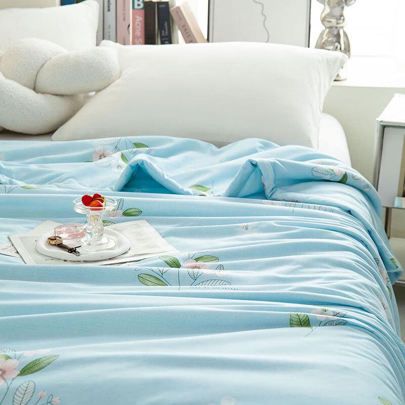 Belle Anna Skin-friendly Floral Summer Quilt