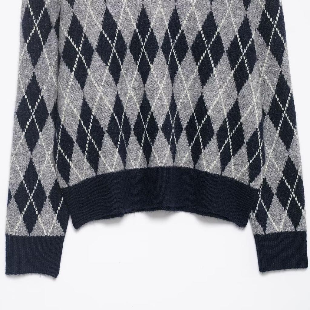 European and American style, new women's clothing, foreign style fashionable rhombus knitted sweater 2142/227/055