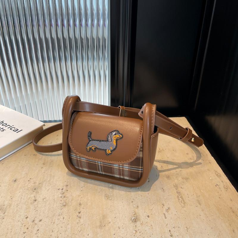 Stylish Mini Shoulder Bag For Women And Men In Trendy Plaid Pattern For Everyday Use коричневый