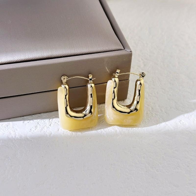Pinkdudu Simple Retro U-shaped Resin Earrings Classic Hong Kong Style Design with Ear Buckle For Women PD2134