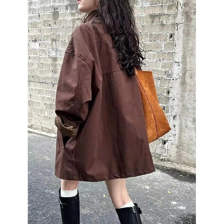 2026 Herbst Damenmantel Hoher Stehkragen Druckknopf Tief angesetzte Schultern Lockerer Trenchcoat mit Taschen
