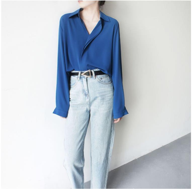 

Асимметричная рубашка с V-образным вырезом и длинными рукавами королевского синего цвета 2025 года — стильный выбор владельца магазина! Small королевский синий