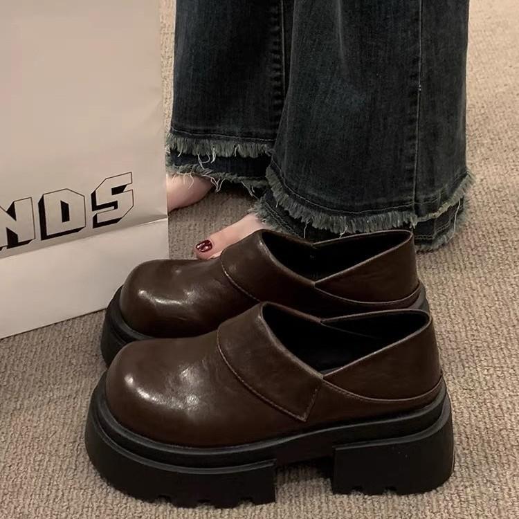

Black two-wear loafer small leather shoes for women s 2025 spring new British style retro muffin bottom bag head casual single shoes 40 коричневий