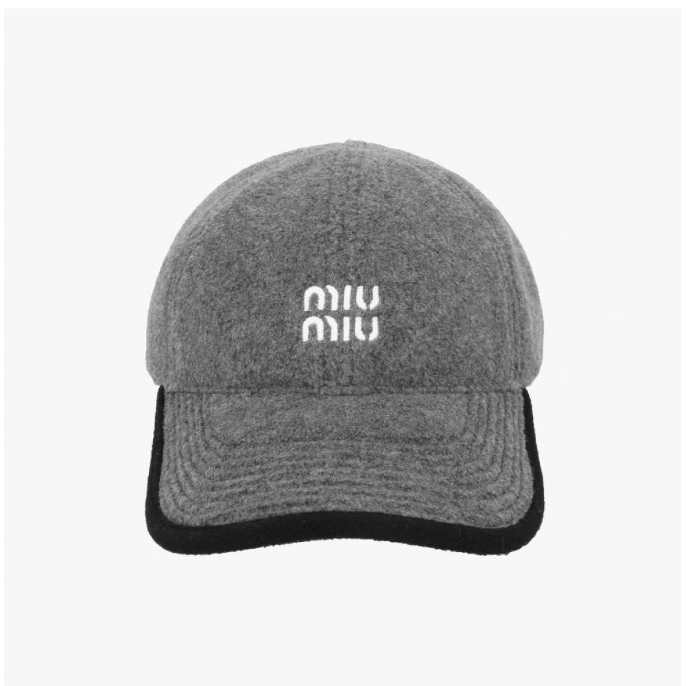 Boné de Baseball Miu Miu em Fleece com Logo Bordado F0031
